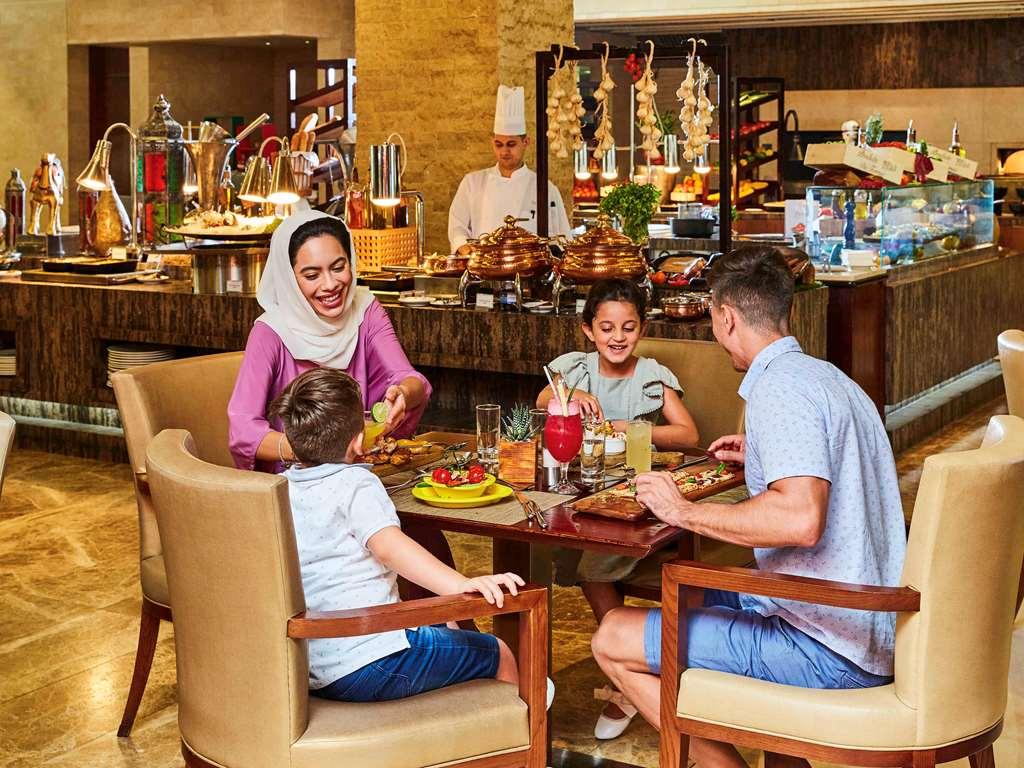 Sofitel Dubai The Palm Luxury Apartments Restaurante foto