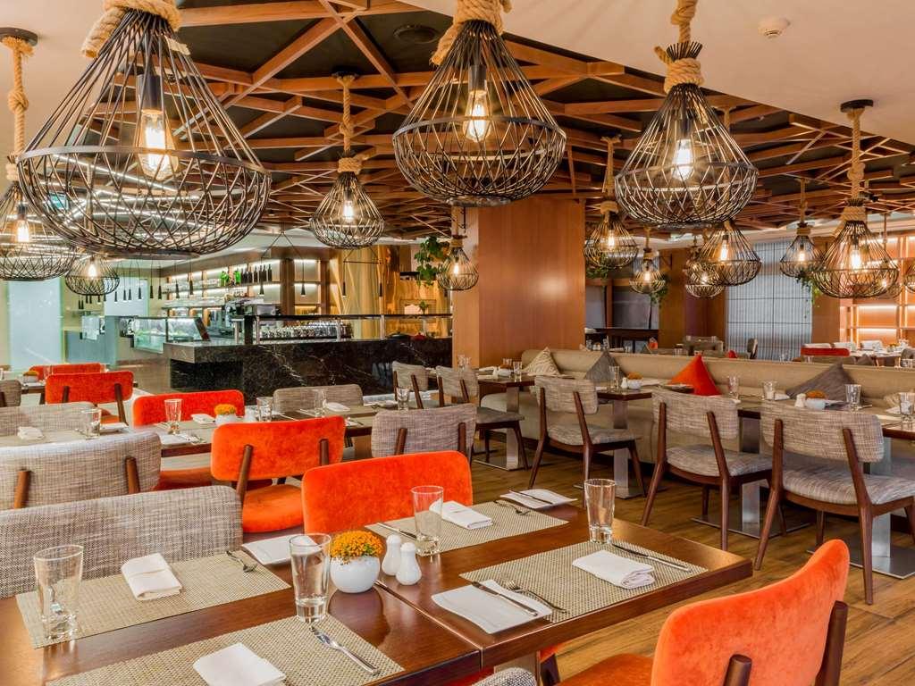 Sofitel Dubai The Palm Luxury Apartments Restaurante foto